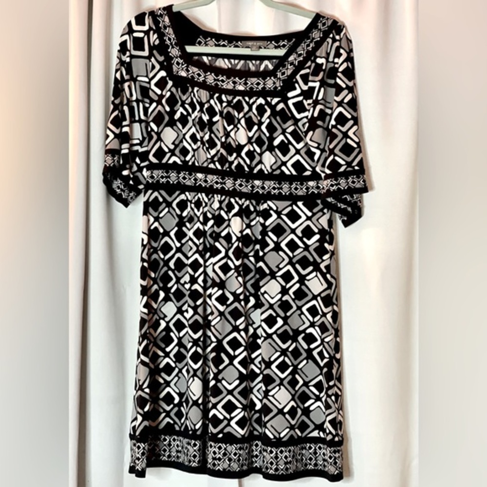 Apt. 9 Petite Black White Geometric Empire Waist Square Neck Dress PS